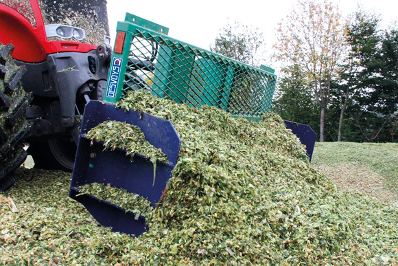 Lame ensilage silo